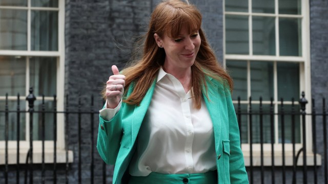 Article thumbnail: Newly appointed British Deputy Prime Minister Angela Rayner gives a thumb up as she leaves 10 Downing Street, following the results of the election, in London, Britain, July 5, 2024. REUTERS/Phil Noble