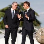 Article thumbnail: France's President Emmanuel Macron (R) talks to Britain's Prime Minister Keir Starmer (L) during a bilateral meeting on the sidelines of the Meeting of the European Political Community at the Blenheim Palace garden in Woodstock, near Oxford, on July 18, 2024. (Photo by Ludovic MARIN / AFP) (Photo by LUDOVIC MARIN/AFP via Getty Images) *** BESTPIX ***