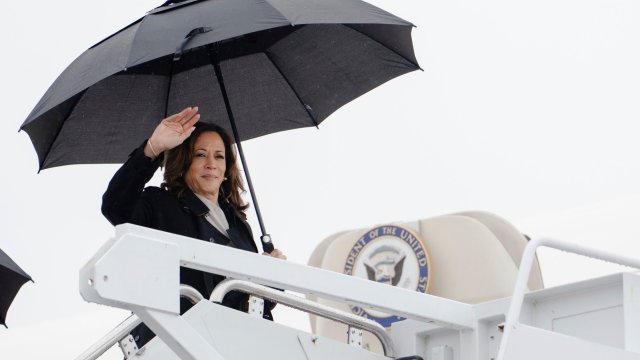 Article thumbnail: Vice President Kamala Harris boards Air Force Two, Monday, July 22, 2024 at Andrews Air Force Base, Md. (Erin Schaff/The New York Times via AP, Pool)